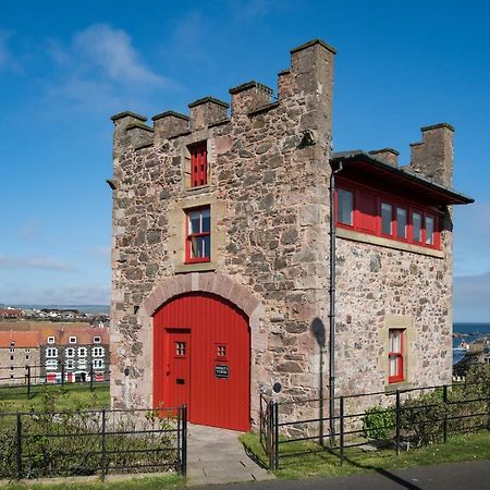 Nisbet'S Tower Villa Eyemouth Exterior foto